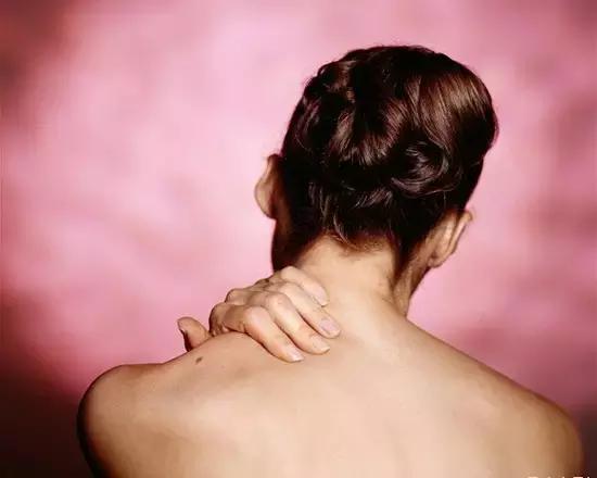 震驚！辦公室里99%都得了這個(gè)病，不及時(shí)解決危害一生！