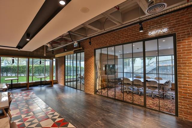 辦公空間:土耳其沃達(dá)豐現(xiàn)代風(fēng)格辦公室設(shè)計(jì)