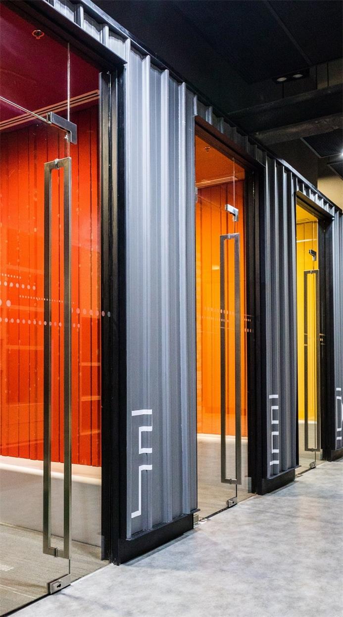 辦公空間，辦公室設(shè)計，科技公司辦公室設(shè)計，現(xiàn)代風(fēng)格辦公室，創(chuàng)意社區(qū)