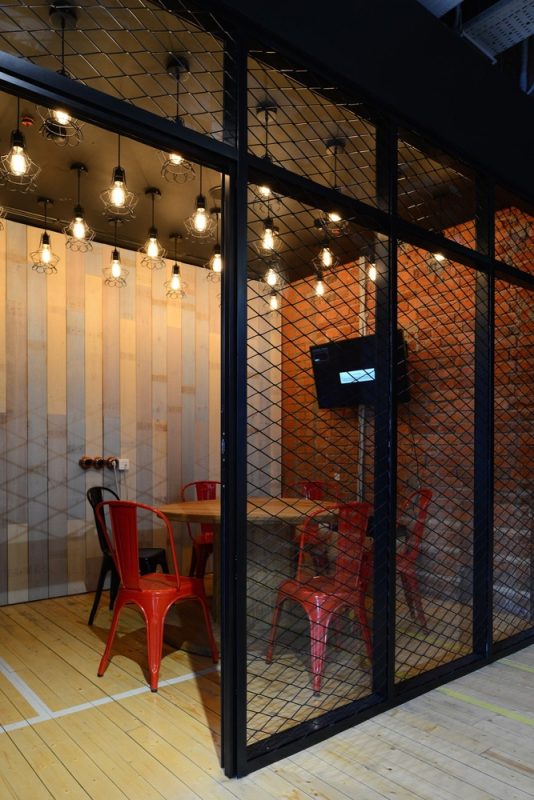 辦公空間，辦公室設(shè)計(jì)，媒體公司辦公室設(shè)計(jì)，現(xiàn)代風(fēng)格辦公室，體育媒體