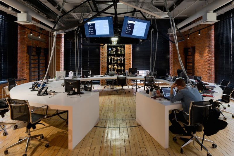 辦公空間，辦公室設(shè)計(jì)，媒體公司辦公室設(shè)計(jì)，現(xiàn)代風(fēng)格辦公室，體育媒體